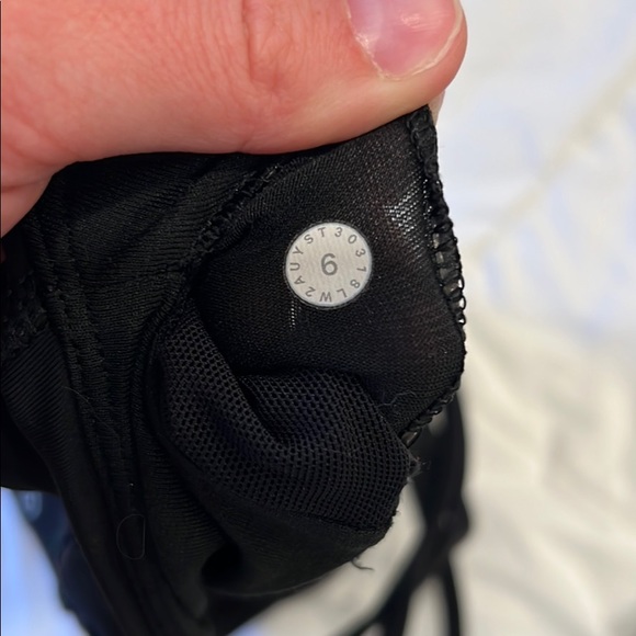 Lululemon Longline Energy Bra - Picture 3 of 3